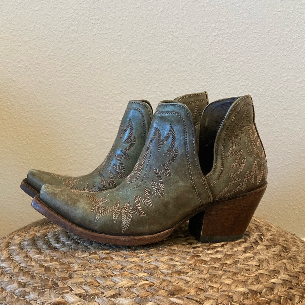 COPY - Ariat Dixon Boots size 6.5